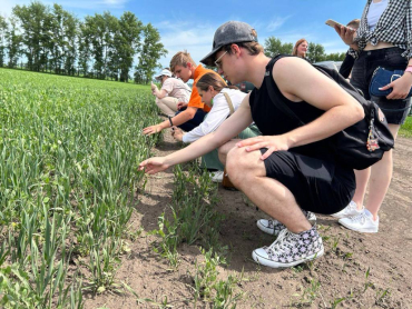 �������� �������������� ��� � ������ ��������� �������� ���� ����������� � ��� ������������� ��������� ��������� �� �����