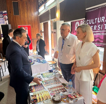 Новосибирский ГАУ представляет свои программы абитуриентам Танзании