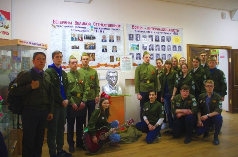 Митинг в память Героя Советского Союза Старых А.А.