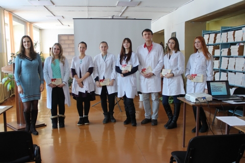 ������� ������������ ��������� � �����������.